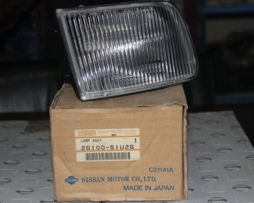 Nissan Maxima Tampon Köşe Lambası Sağ 26100-51U26